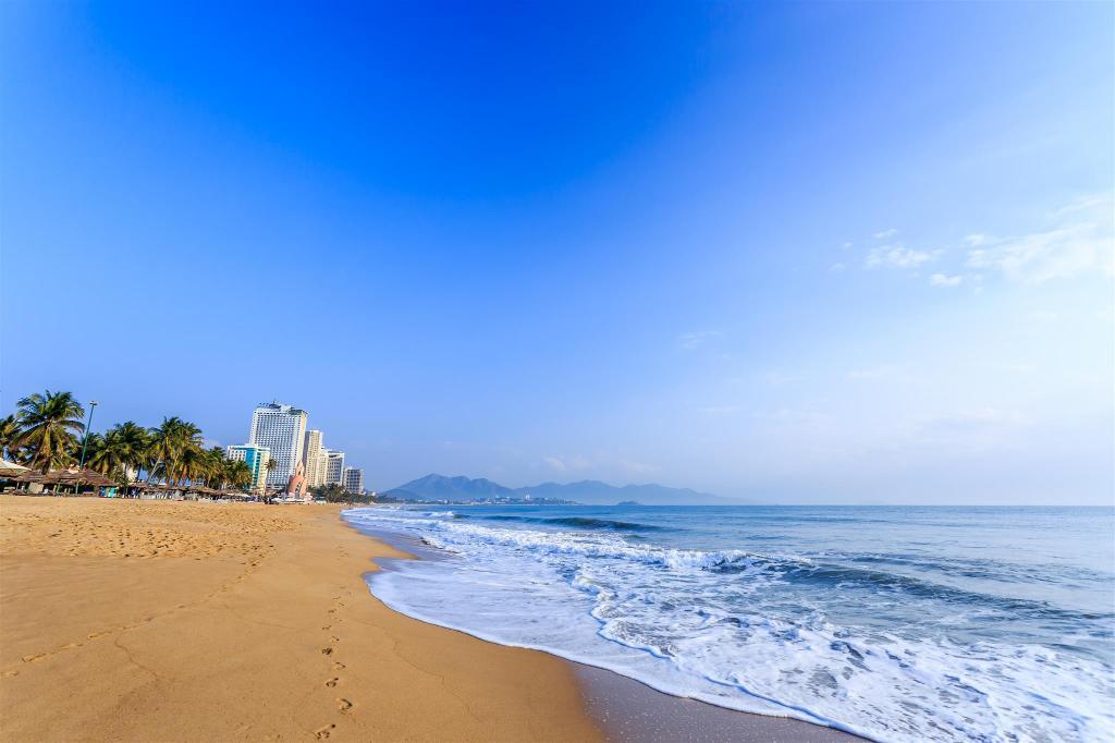 Comodo Nha Trang Hotel Exterior photo