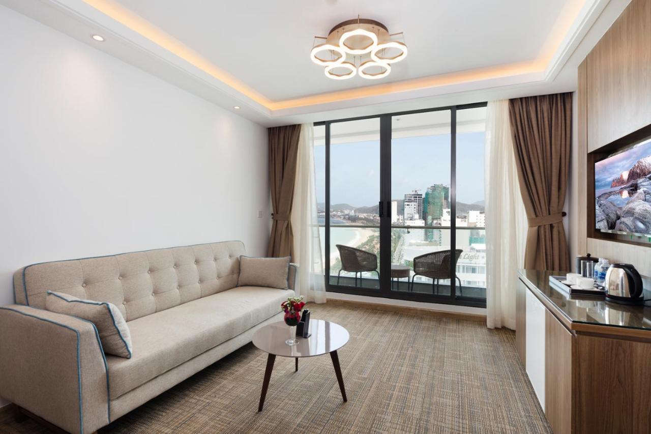 Comodo Nha Trang Hotel Exterior photo