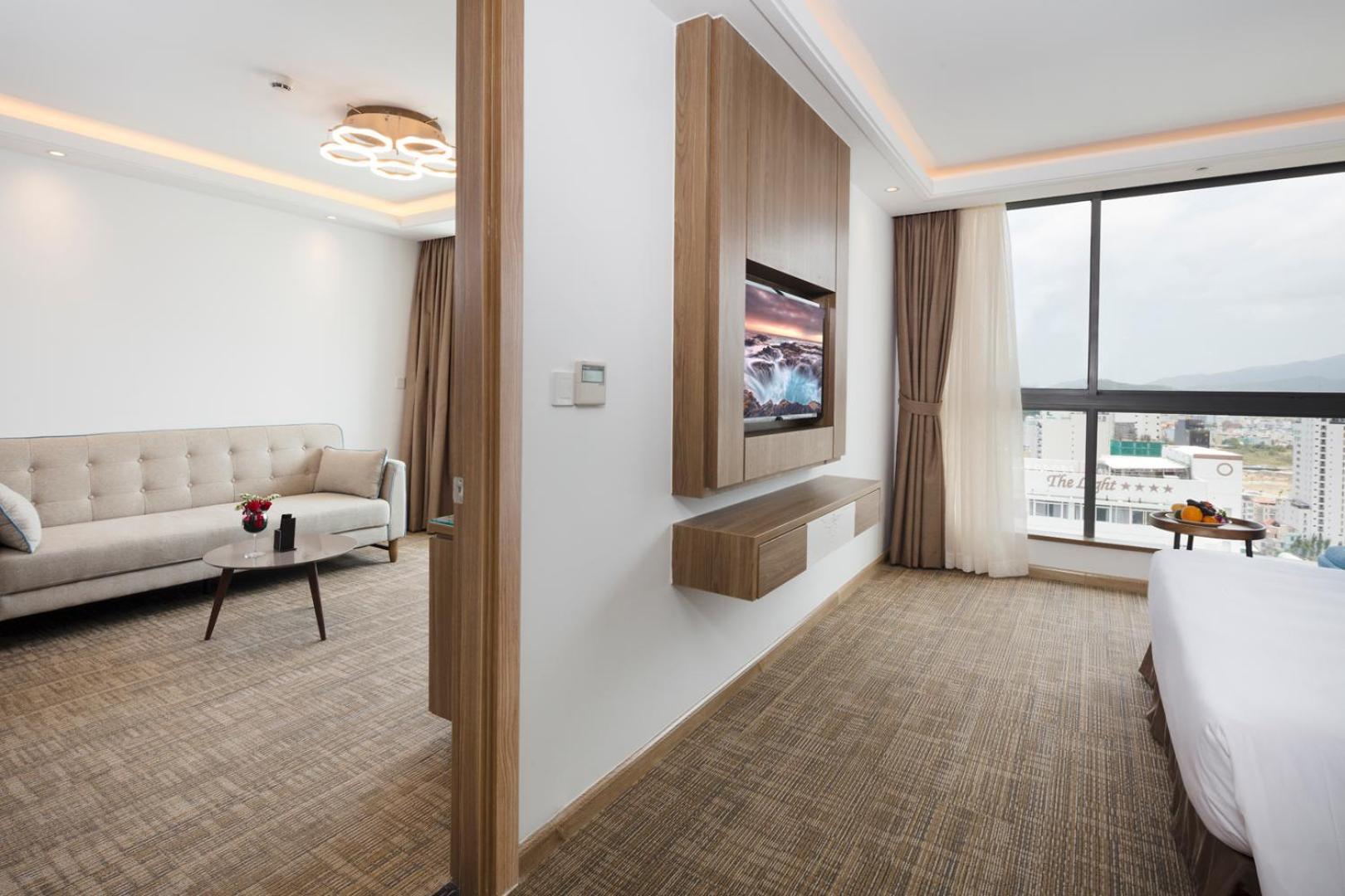 Comodo Nha Trang Hotel Exterior photo