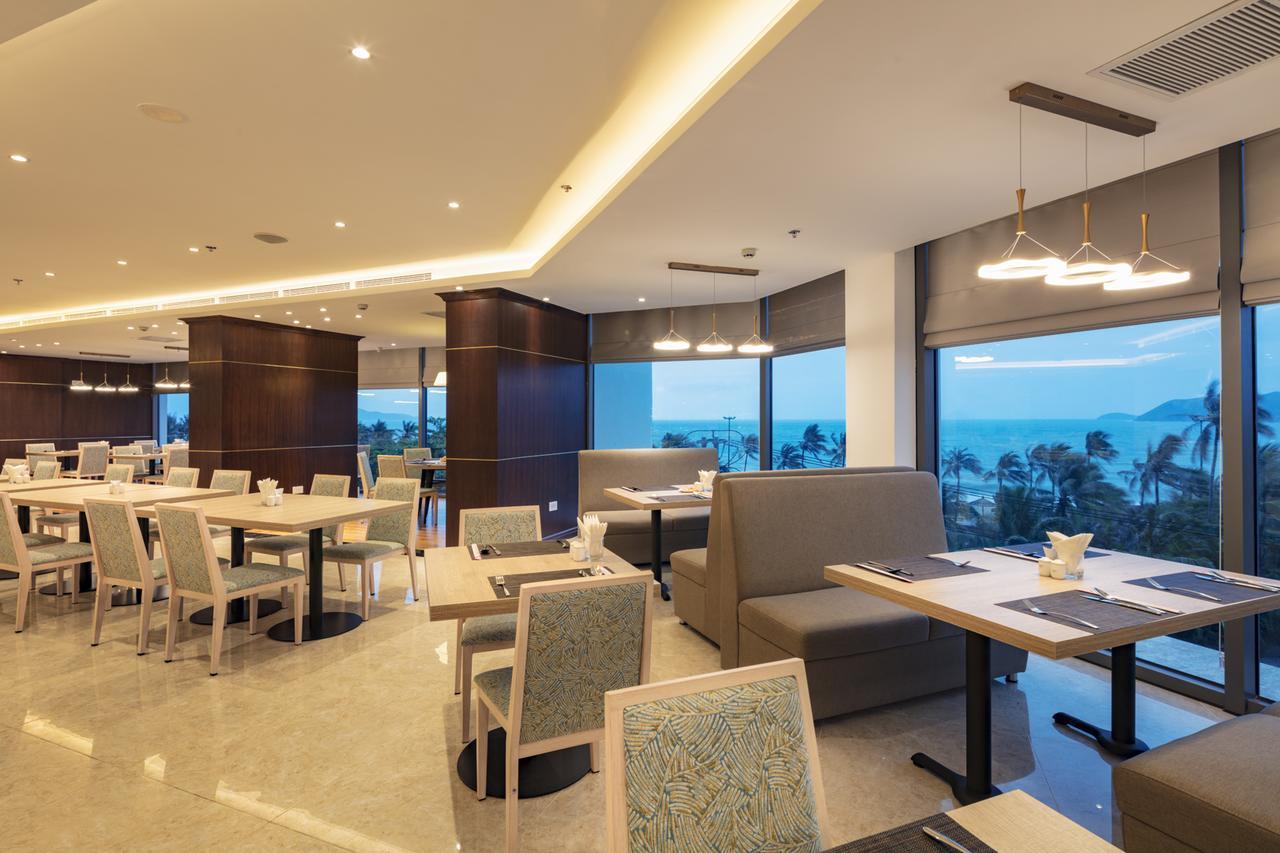 Comodo Nha Trang Hotel Exterior photo