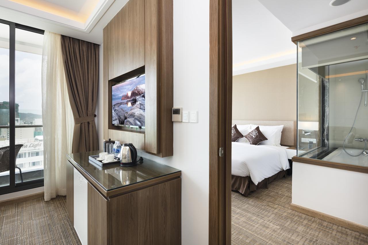 Comodo Nha Trang Hotel Exterior photo